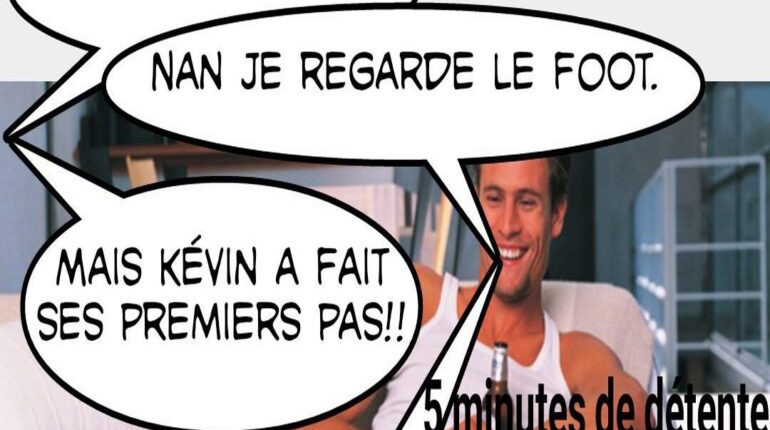 Ce papa profite bien du premiers pas de son bébé..