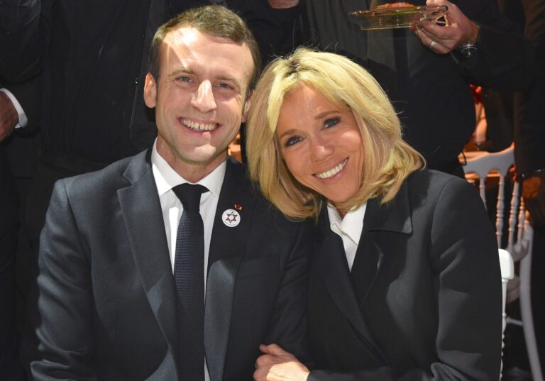 Brigitte-Macron-elle-taquine-Emmanuel-Macron-sur-sa-passion-pour-The-Voice
