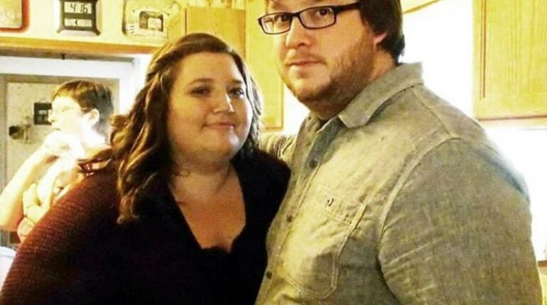 Ce couple a fait un pari, pas de repas dehors, et pas d’alcool. Découvrez-les un an plus tard 220 kg Accepter le traitement alimentation variee avant et après boire de l'eau Ce couple merveilleux couple Découvrez diet histoire L’amour Les légumes Lexi a rencontré Danny Lexi et Danny motivation perte de poids regime regime alimentaire santé santé famille santé femme santé France santé mentale santé nutrition santé sécurité un pari