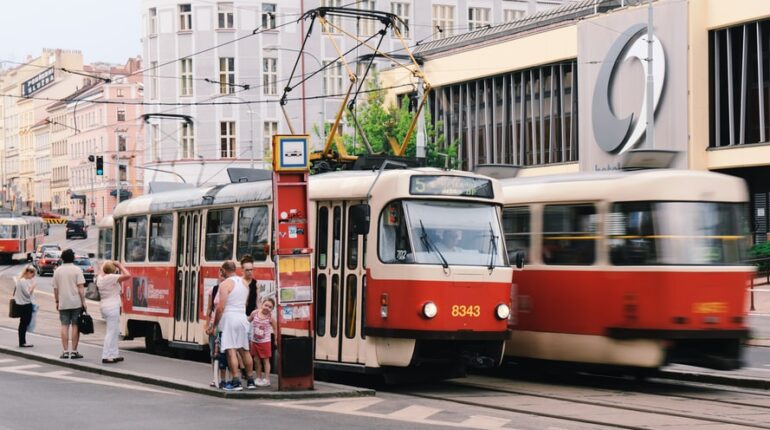 Les villes avec les meilleurs moyens de transport public amérique avion bonheur Chicago Chine Conseils Illinois Londres Royaume-Uni Shanghai transport public USA villes voyage voyage en voiture Voyager avec des enfants week-end