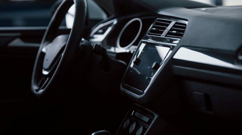 Drame à Fréterive ce père confronté à l’irréparable après avoir manœuvré sa voiture près de chez lui accident allaité trois enfants drame faits divers famille Haute-Savoie