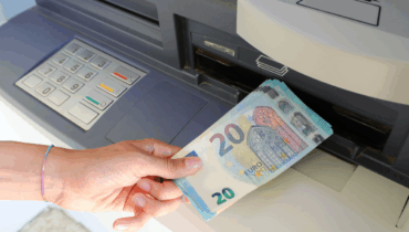 Accessibilité Banques Distributeur Automatique Europe Réglementation
