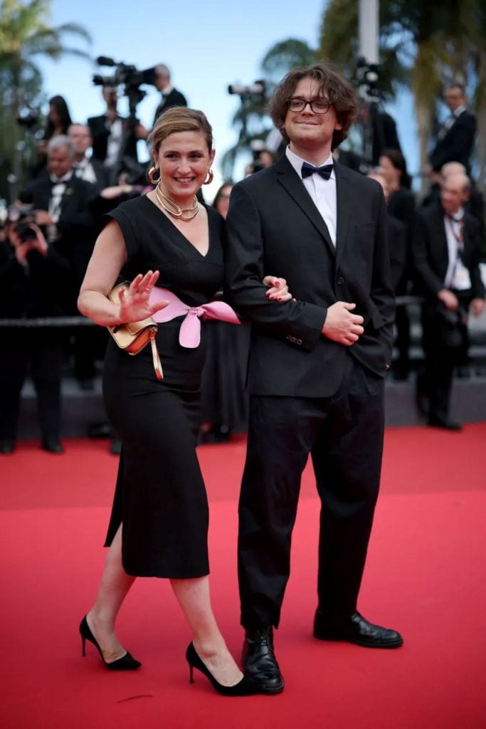 Julie Gayet s'affiche avec
