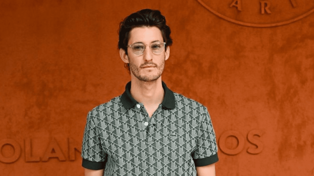Pierre Niney critiqué à