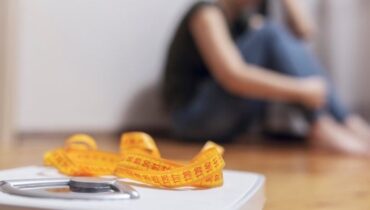 adulte âge consultation courbe de croissance croissance enfant femme homme percentiles poids idéal santé sous-poids suivi médical surpoids taille