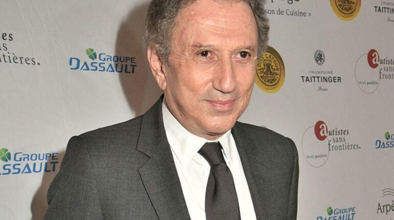 À 82 ans, Michel Drucker révèle le montant de sa fortune : « Plus de 11 millions d’euros, mais… » Animateur TV Fortune France Télévisions Michel Drucker personnalités importantes