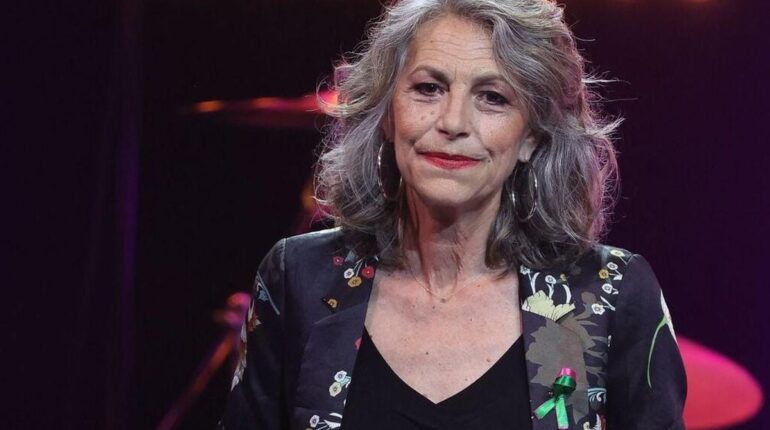 Lio face à Thierry Ardisson, 25 ans après : « Il m’a cassé le nez… et lui a minimisé » Celio France Télévisions musique Olivia témoignage Thierry Ardisson Tout Le Monde En Parle Violences conjugales