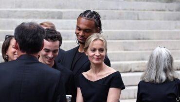 Audrey Crespo-Mara événement people hommage Malaise Obsèques Thierry Ardisson