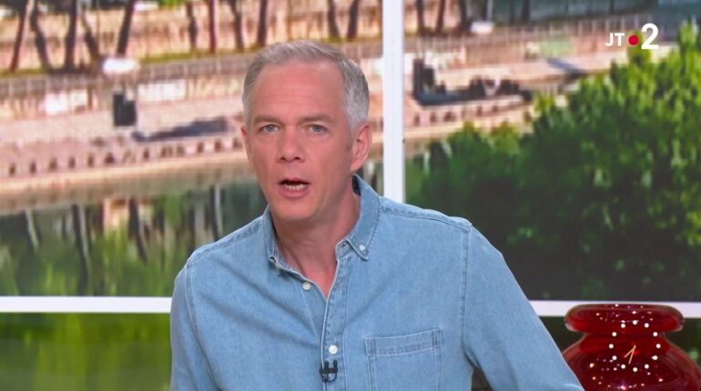Après 27 ans chez TF1, Julien Arnaud quitte déjà Télématin : les vraies raisons de son départ Julien Arnaud les médias sociaux Mercato TV Miss France 2016 et ses minis tresses collées Présentateurs TV Télématin