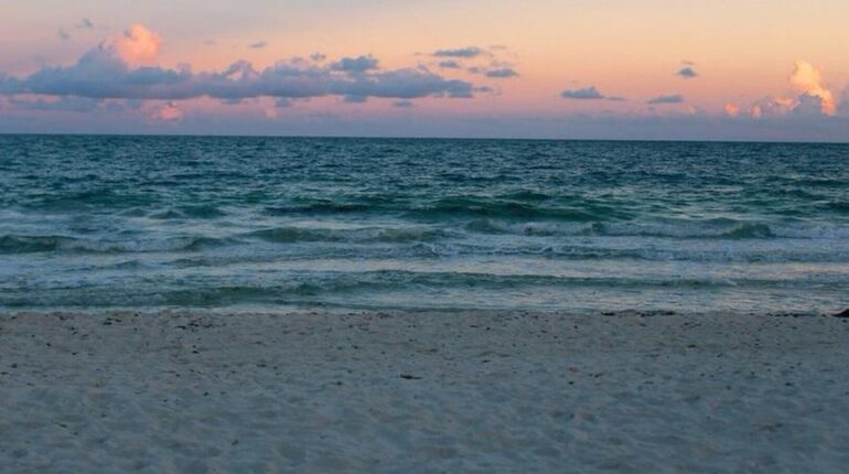 Une fillette de 3 ans retrouvée morte sur une plage grecque : l’enquête révèle un détail troublant Abandon d'enfant Accident mortel enquête Fait divers Grèce tragédie