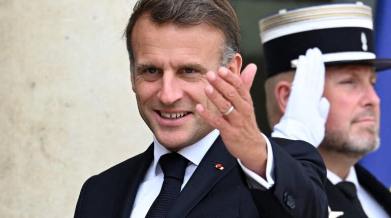 16 millions de Français vont recevoir ce virement demain : voici comment vérifier si vous faites partie des chanceux Finances publiques Fiscalité Impôts lépisme argenté Remboursement impôt Virement