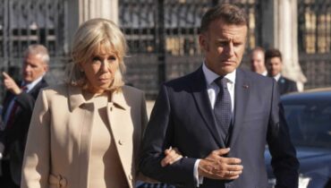 Brigitte Macron couple présidentiel Emmanuel Macron les médias sociaux Plus de respect de la vie privée Visite d'État