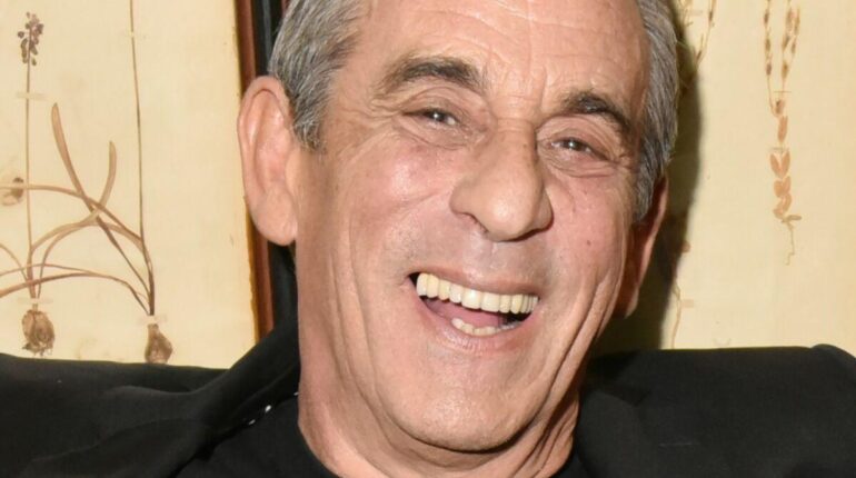 Audrey Crespo-Mara révèle les derniers instants de Thierry Ardisson : « Il était encore… » 12 célébrités qui ont pu se réincarner sans même s’en rendre compte Biographie Documentaire France Télévisions hommage Thierry Ardisson
