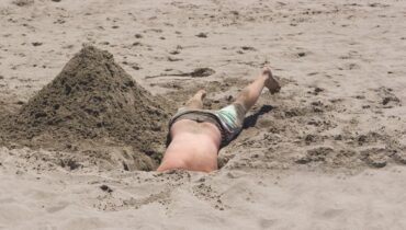accident Adolescent Décès drame faits divers Italie Plage
