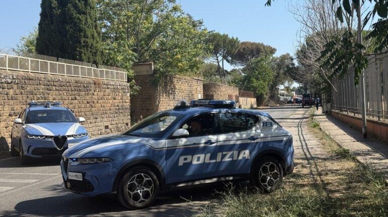 Son fils tué pour 25 euros : il se venge 5 ans après et abat l’homme qui était libre malgré sa condamnation faits divers homicide volontaire Italie justice Vengeance