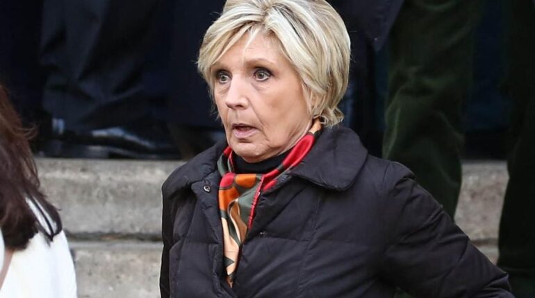 Évelyne Dhéliat (77 ans) répond enfin sur sa retraite : « J’ai toujours… » Actualité fiscale Combat des Maîtres TF1 Cumul Emploi-Retraite Évelyne Dhéliat France Télévisions Météo