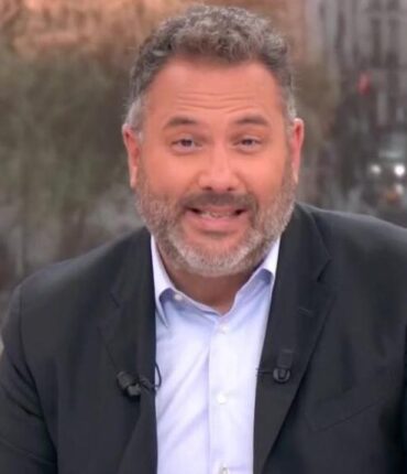 Bruce Toussaint avoue en direct : « Je ne sais même pas si nous sommes toujours à l&rsquo;antenne… »