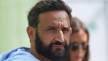 Dans sa villa à 8,5 millions d’euros, Cyril Hanouna reçoit du beau monde cet été