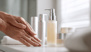 La révélation de ce dermatologue spécialisé va bouleverser vos habitudes : « Seulement 2 fois… »