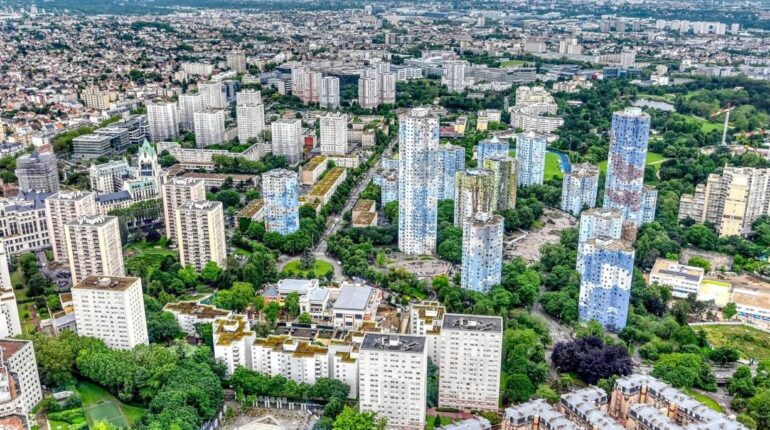 Sa demande en mariage refusée, il tente de l’égorger au cutter puis s’entaille les veines Agression Féminicide justice nanterre Refus de mariage Violence conjugale