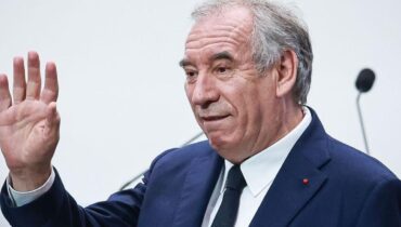 Budget 2026 économies Fiscalité François Bayrou Pouvoir d'achat Réforme des retraites