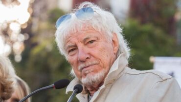 Actes de Courage bien être Groupe de musique Hugues Aufray Passions Plus de respect de la vie privée