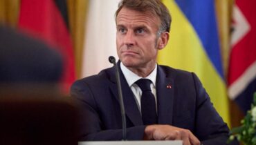 La confession de Macron face aux attaques contre Brigitte : « Nous devions agir… »