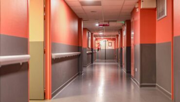 Infirmière de Montreuil : elle se dénonce elle-même pour agressions sur des nourrissons « sous l’emprise d’un homme »