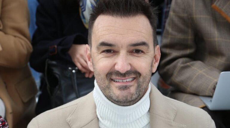 Cyril Lignac brise le silence après le départ de Mercotte : « Je ne me vois pas continuer… » Cyril Lignac départ Émission culinaire France Télévisions Le Meilleur Pâtissier M6 Mercotte