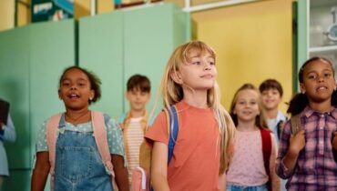 Aide financière allocation de rentrée scolaire Bourse collège Ces élèves futés enfant de parents divorcés Impôts Scolarité