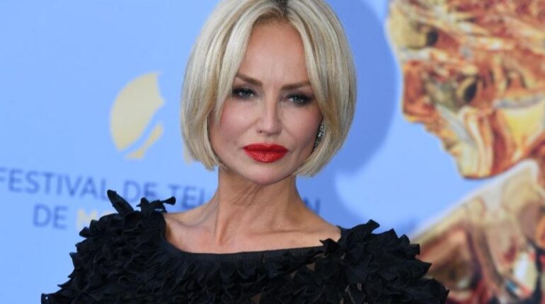 Sarah Poniatowski officialise avec Roschdy Zem : la photo de famille qui confirme tout Actualités people amour Ce couple merveilleux Relations familiales Roschdy Zem Sarah Poniatowski
