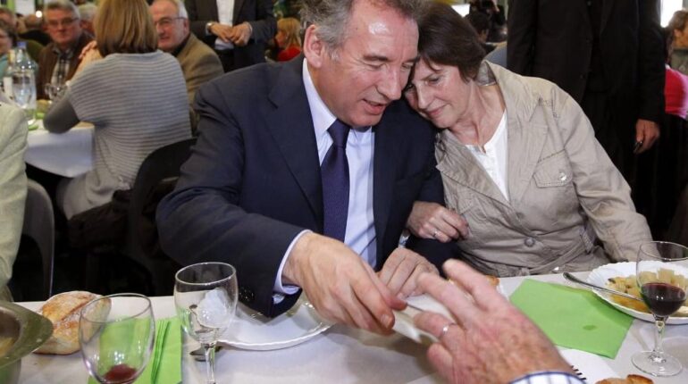 Épinglé par la Cour des comptes pour 40 000 euros de rénovation, Bayrou répond : « Les Français dépensent trop » Cour des comptes dépenses publiques dette publique Finances publiques François Bayrou inflation Rénovation énergétique