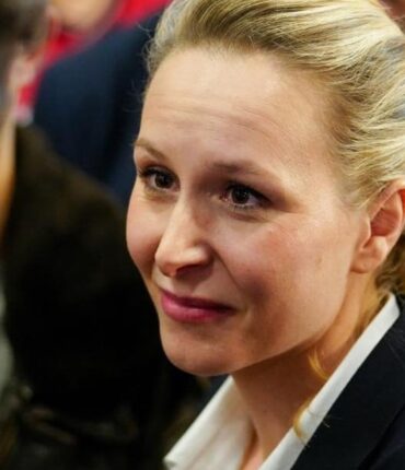 Marion Maréchal révèle enfin les détails terrifiants de l&rsquo;accident à 180 km/h : « J&rsquo;ai cru que… »