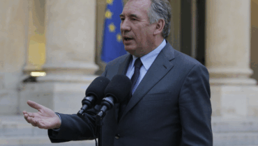 actualité politique France Avantages en nature François Bayrou gouvernement Premier ministre français Rémunération Retenue sur salaire