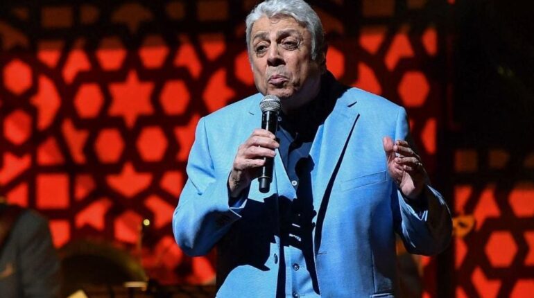 accusent la France actualité politique France Artistes Conflit Israélo-Palestinien Emmanuel Macron Enrico Macias RTL