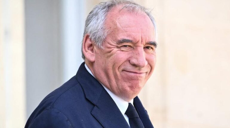 Gabriel Attal veut supprimer l’âge légal de départ : « Voici ce qui changerait tout pour votre retraite… » Cumul Emploi-Retraite Départ à la retraite Durée de cotisation Gabriel Attal pensions comparatives réforme retraites Système de retraite