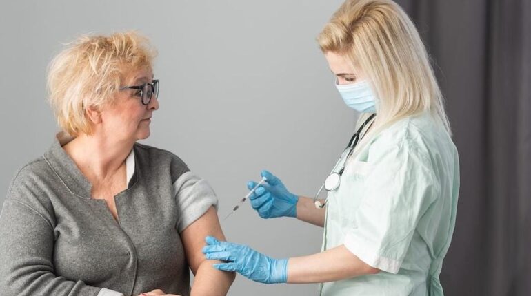 Ce vaccin que vous avez déjà pourrait vous protéger d’une crise cardiaque sans que vous le sachiez Arizona Coronavirus maladies cardiaques obligatoire le vaccin prévention santé cardiovasculaire