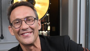 « J’ai vérifié que ceux qui m’opèrent… » : la blague surprenante de Julien Courbet avant son opération