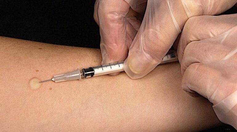 allaité trois enfants Boissons énergisantes falsification fiscale justice Pédiatrie vaccination obligatoire