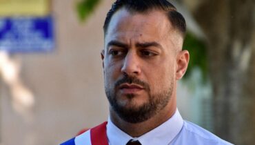 actualité politique France Aides Sociales députés Luttes sociales Parcours précarité