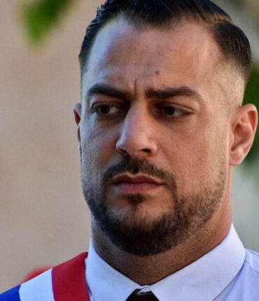 De SDF à député : Sébastien Delogu révèle comment il a dormi dans sa voiture pour « servir la cause »