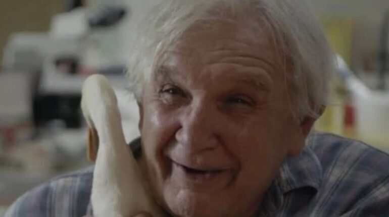 Jean-Luc Guitton nous a quittés : le comédien de « La doc et le véto » était aussi ce « monument irrévérencieux » de Clermont-Ferrand Acteur français agriculture Aveyron Clermont-Ferrand Décès Jean-Luc Guitton La Doc et le Véto théâtre
