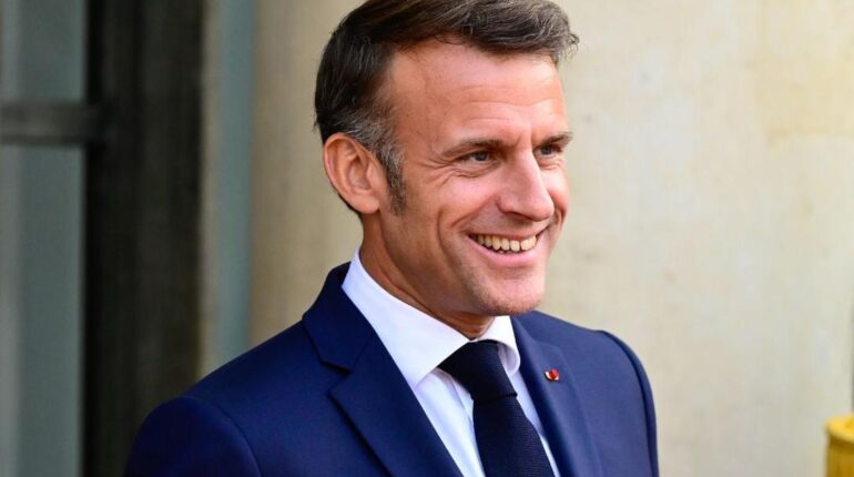 En pleine crise budgétaire, la sortie de Macron qui fait débat : « Je possède toujours ma carte… » Actualités animales Crise budgétaire Emmanuel Macron jeux de cartes Politique française Yu-Gi-Oh!