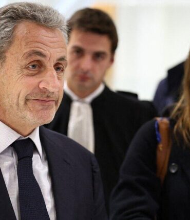 Condamné à 5 ans de prison, Nicolas Sarkozy révèle où il vit avec Carla Bruni et leur fille