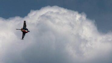 Accident d'avion Actualité fiscale bruit fort détonation Hérault mur du son Phénomène céleste