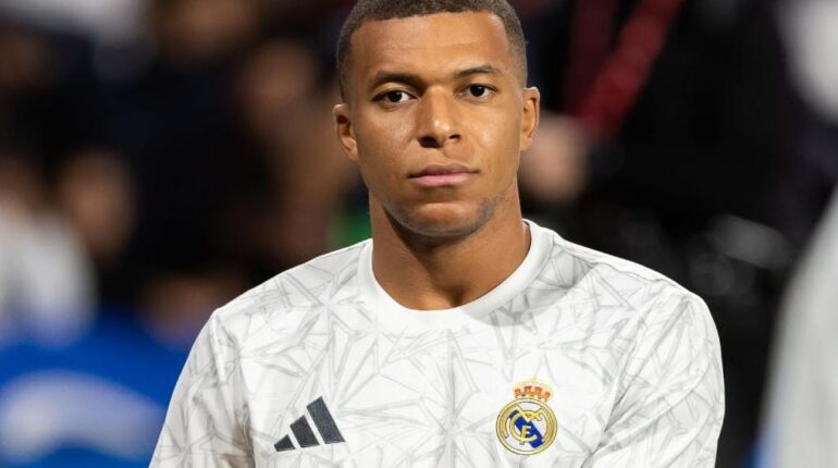 amour déclaration football Kylian Mbappé Plus de respect de la vie privée Relations amoureuses