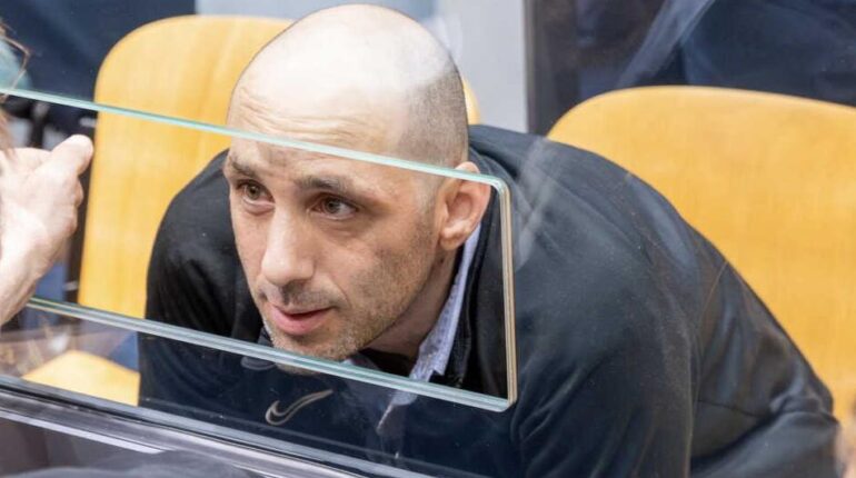 Quotidien diffuse une séquence interdite : Cédric Jubillar désormais à l’abri des caméras 12 choses quotidiennes Affaire Jubillar Cédric Jubillar injustice les médias sociaux procès