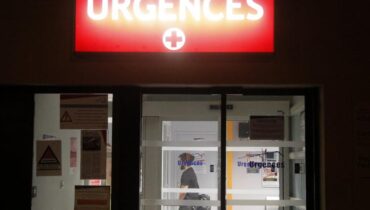 Le collégien qui avait poignardé son enseignante dans le Bas-Rhin succombe à ses blessures