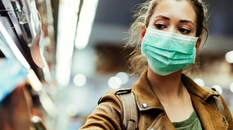 Ce symptôme inattendu du variant « Frankenstein » qui change votre voix Boissons énergisantes Coronavirus covid-19 symptômes vaccination obligatoire Variants