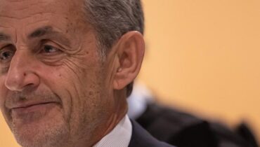 Choix prénoms Congé de naissance famille hommage Louis Sarkozy Nicolas Sarkozy